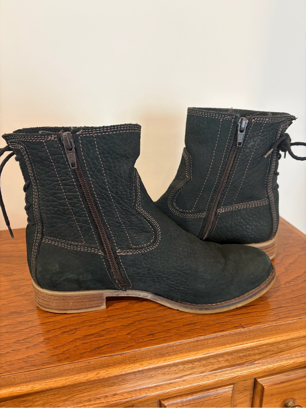 Joseph Seibel Black Suede Ankle Boots Euro 36